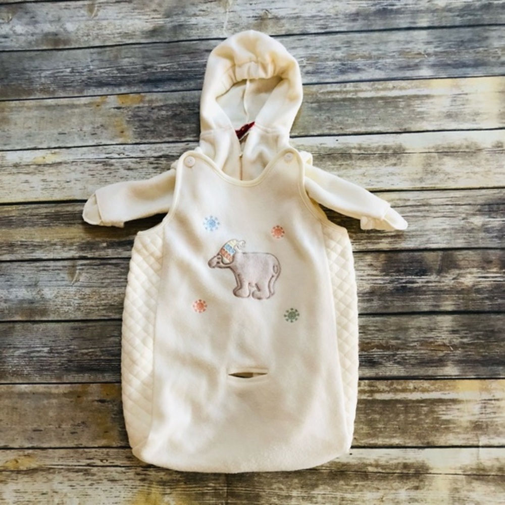 Baby’s sleep sack w/ onesie! Size 0-6 M